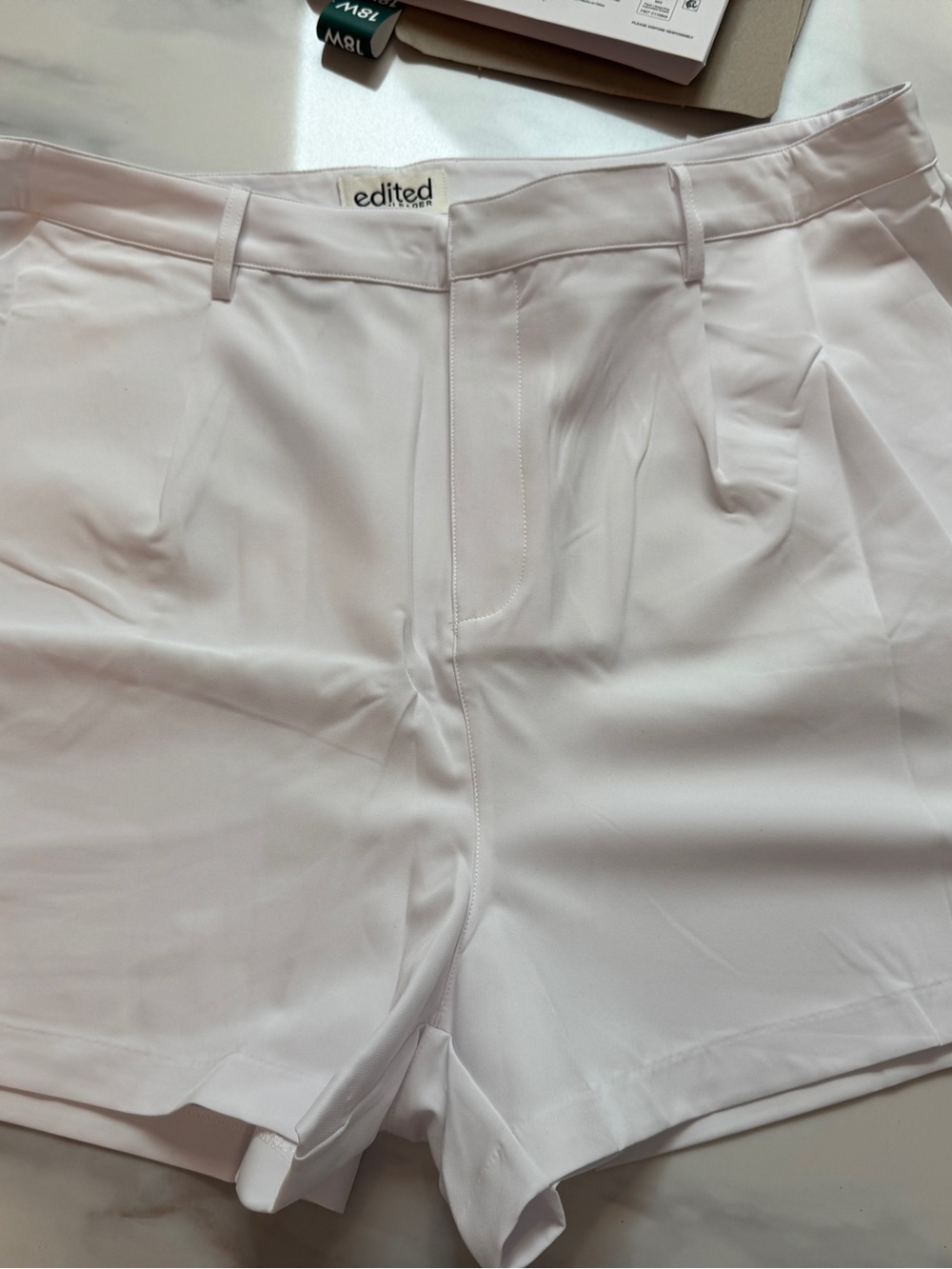 NWT Remi Bader White Wide-Leg Trouser Shorts 18W